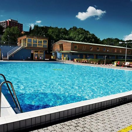 Aqua Hotel Дечин Екстер'єр фото